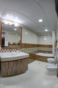 Deira Suites Deluxe Hotel Suites - Family-Friendly Features