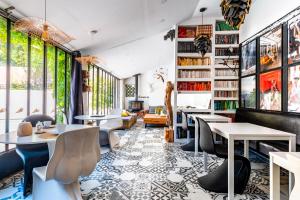 DODO Etc - the Bastide of the Old Oak - TERRITORY - Guest Reviews and Ratings