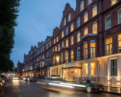 Ellen Kensington - Amenities and Services