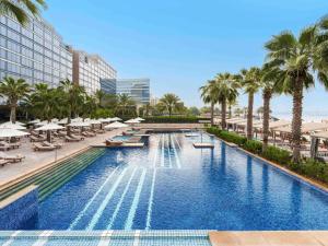 Fairmont Bab Al Bahr - Dining Options Available