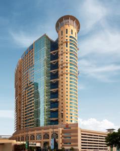 Grand Millennium Al Wahda Hotel and Executive Apartments Abu Dhabi - Dining Options