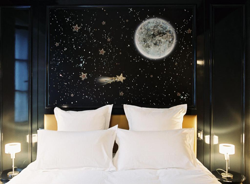 Hotel Du Petit Moulin, Haute Couture Hotel by Lacroix - Guest Experience Ratings