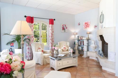 Hotel La Bastide Saint Martin - Guest Experiences and Ratings
