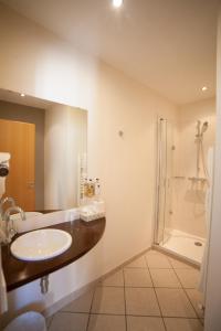 Hotel La Beauze - Facilities and Amenities