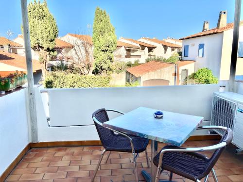 Hotel Lou Marquès - Dining Options Available