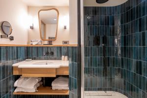 Hotel the Café De Paris - Dining Options