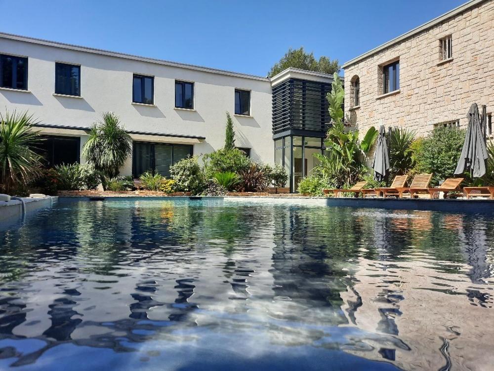 HPC Suites - Free Parking & Heated Pool - Guest Satisfaction Ratings