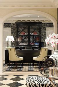 Keppler Hotel - Amenities and Services