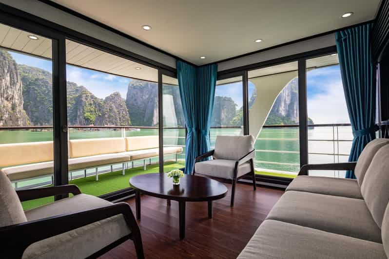 Light Cruise Halong Day Cruise With Small Group on Boat