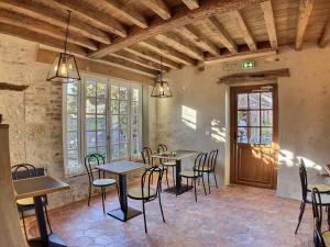 Logis Hotel Du Cygne - Guest Reviews and Experiences