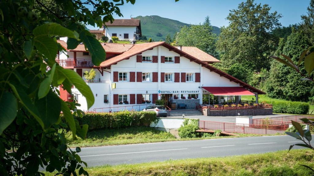 Logis Hotel Ur-Hegian - Guest Reviews and Ratings