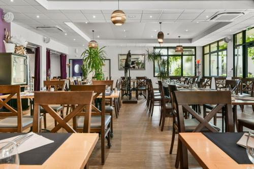 Logis Hotels Gnaç É Pause - On-Site Facilities