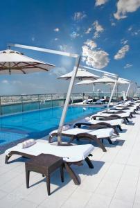 Park Regis Kris Kin Hotel - Facilities and Amenities