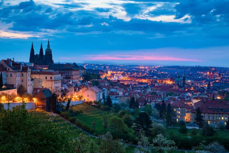 Prague in One Day: 7 Hours Private Tour - Tour Features and Benefits