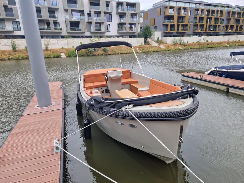 Prague Private Boat Tour - 2 Hours - Unique Experience Highlights