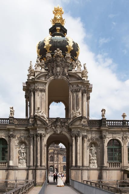 Private Day Trip: Prague to Dresden, English Speaking Driver - Transportation and Accessibility