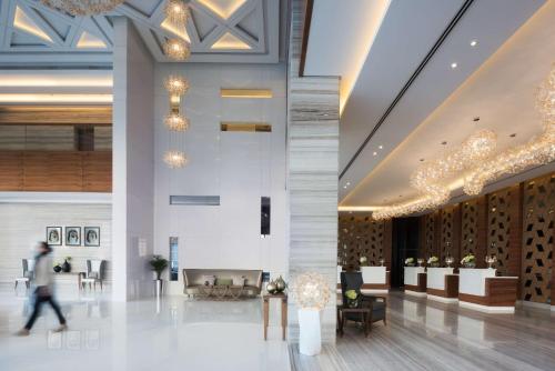 Radisson Blu Hotel, Dubai Waterfront - Facilities and Services