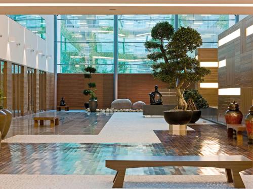 Sofitel London Heathrow - Dining Options