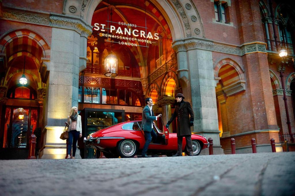 St. Pancras Renaissance Hotel London Review