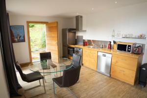 Suites in Erbalunga - Booking and Check-in Details