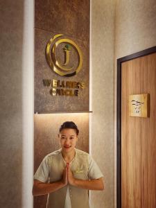 Taj Jumeirah Lakes Towers - Dining Options