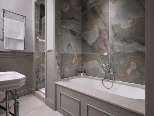The Chelsea Townhouse by Iconic Luxury Hotels - Amenities and Facilities