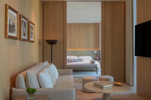 The Dubai EDITION - Guest Experience and Reviews