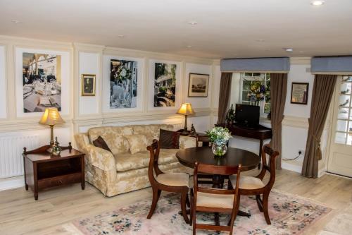 The Lord Bute - Guest Ratings and Reviews