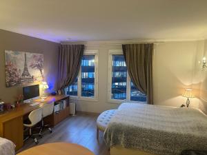 ALTAMIRA (Paris Expo - Porte De Versailles) - Nearby Attractions