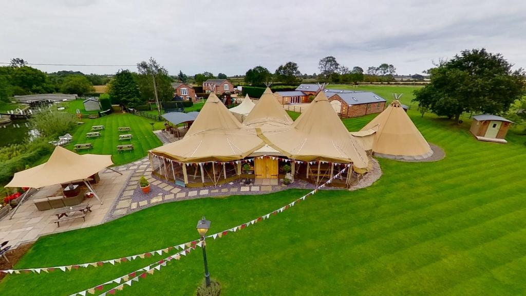 Bridge House Barn Review