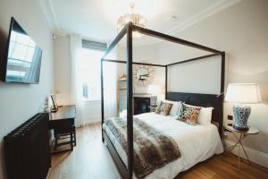 Ch1 Boutique Stays - Amenities and Services