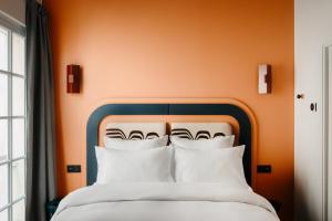 Edgar Suites Louvre - Day - Transportation Options