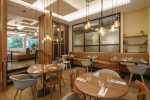 Elysée Val D'Europe - Accessibility and Transport