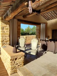 GOLDEN STONE LODGES - House Rules and Policies