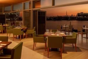 Hilton Dubai Creek Hotel & Residences - Dining Options Available