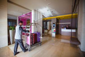 Hotel 72 Sharjah Waterfront - Accommodation Options and Policies