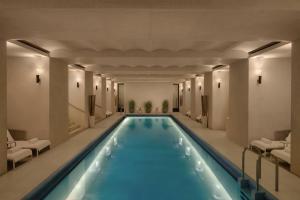 Hotel Cafe Royal - Nearby Attractions