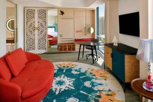 Hotel Indigo Dubai Downtown, an IHG Hotel - Dining Options Available