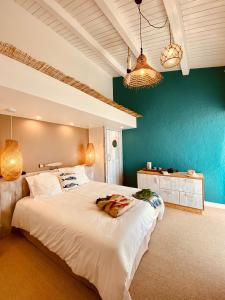 Hotel Island of Light - How To Book Your Stay