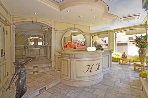 Hotel Le Rocher - Policies and Additional Information