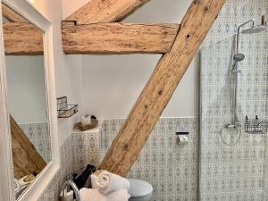 Hotel Savel - Location Insights