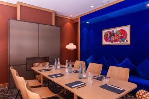 Hotel Yllen Eiffel - Dining and Breakfast