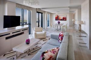Hyatt Regency Creek Heights Residences - Questions About Staying Here