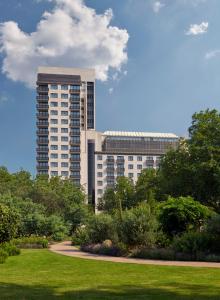Jumeirah Carlton Tower London - Worth The Stay