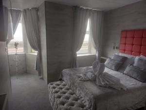 Kings Boutique Hotel - Policies for Guests