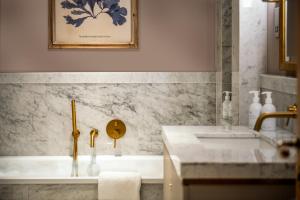 Langdale Chase Hotel - Policies and Regulations