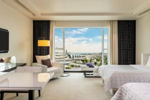 Le Méridien Dubai Hotel & Conference Centre - Activities and Attractions
