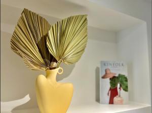 LIBERATION CENTER - PRIVATE Balcony - 24&7 RECEPTION - LUGGAGE STORAGE - Accessibility Options