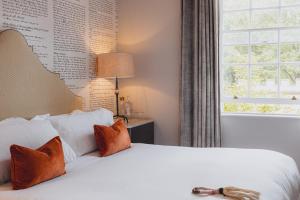 No 15 by GuestHouse, Bath - Dining Options