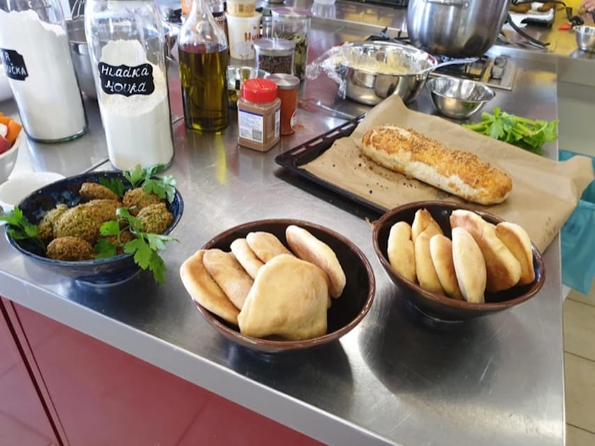 Prague: Jewish Quarter History and Culinary Experience Tour - Itinerary Breakdown